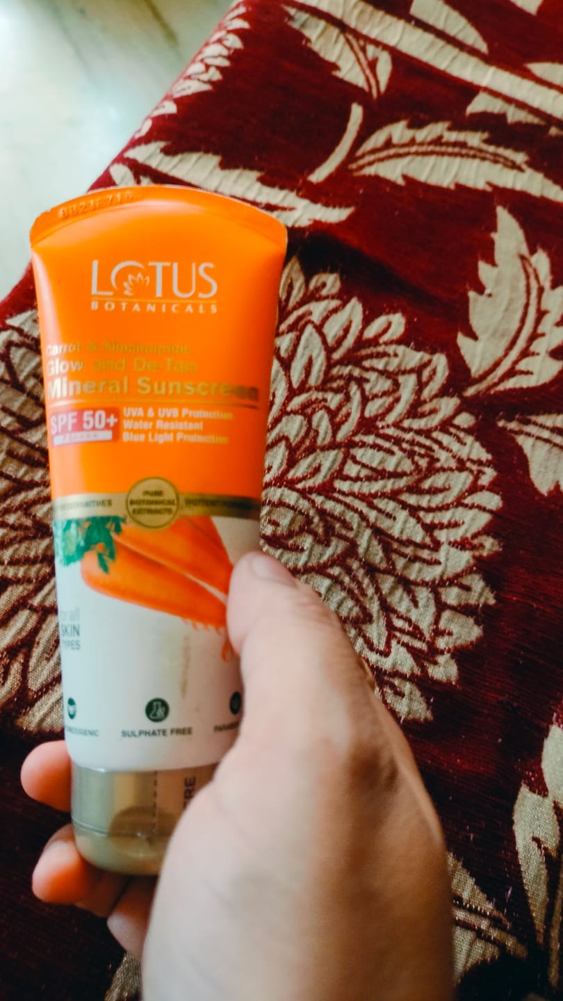 Customer photo review of Carrot & Niacinamide Glow and De-Tan Mineral Sunscreen | SPF 50+ | PA++++