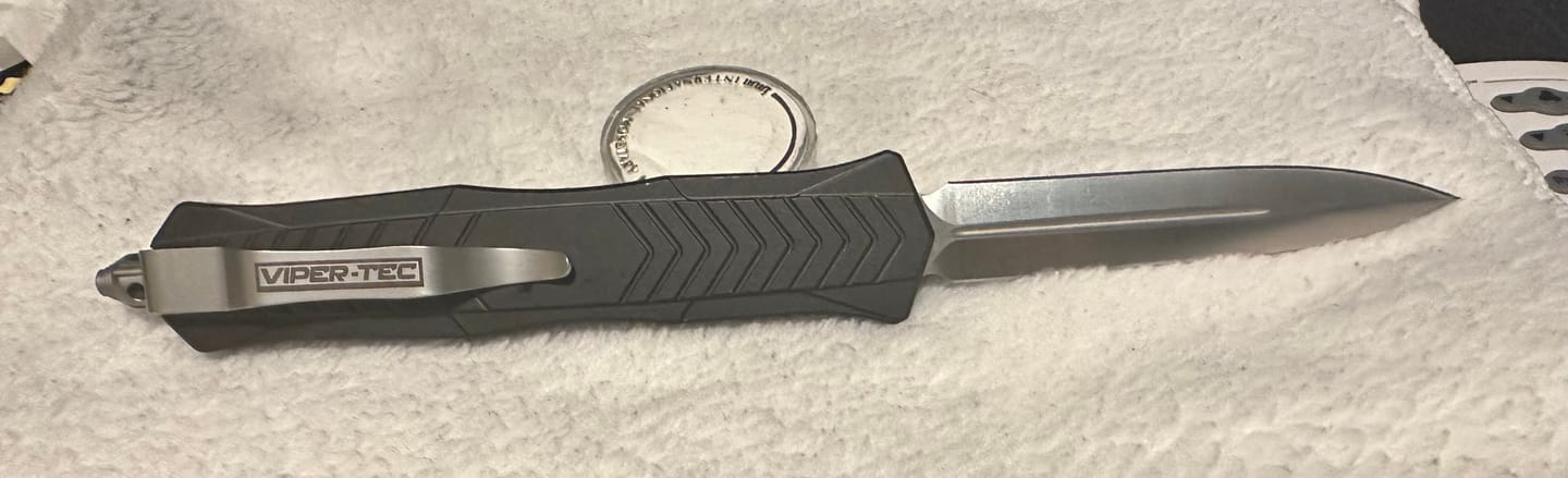 Customer photo review of VT Emperor D2 OTF Knife