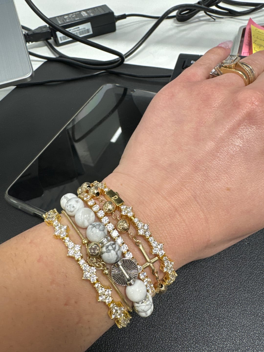 Customer photo review of TENNISBOY BRACELET. - 3MM 18K GOLD