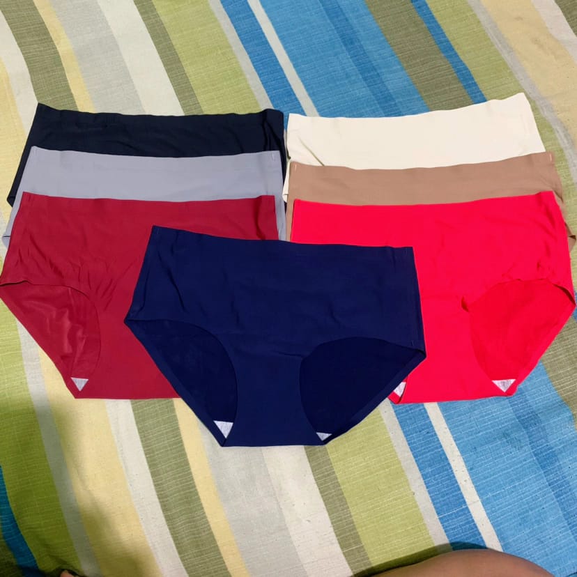 Customer photo review of Best Seller! Women Cotton Seamless Panties Set