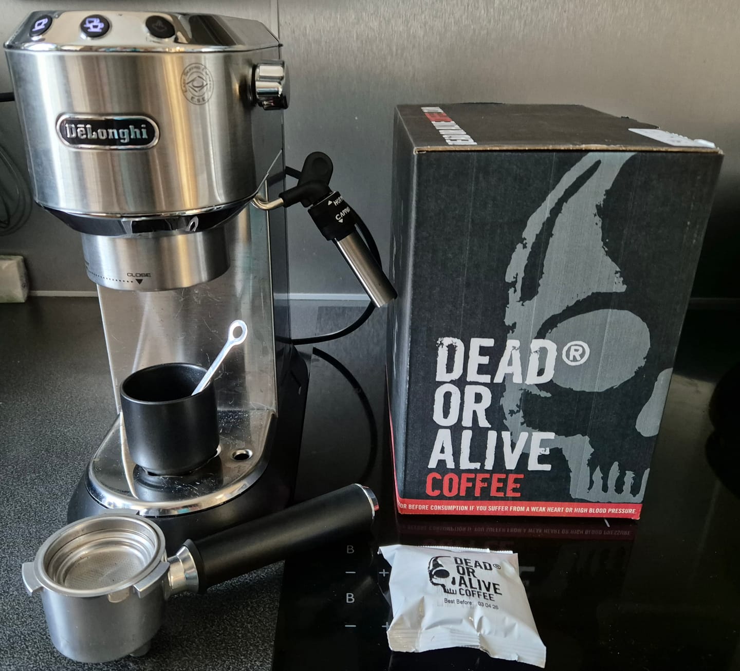 Customer photo review of DEAD OR ALIVE COFFEE ESE Pads – Starker Espresso, Cialde ESE, 44mm, säurearm