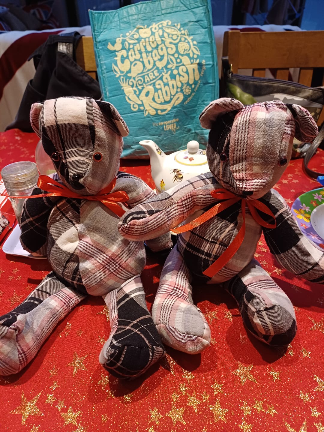 Customer photo review of BUY 1 GET 1 FREE Pull Apart Soft Stuffing for Toys , Cushions , Crafts - 1KG