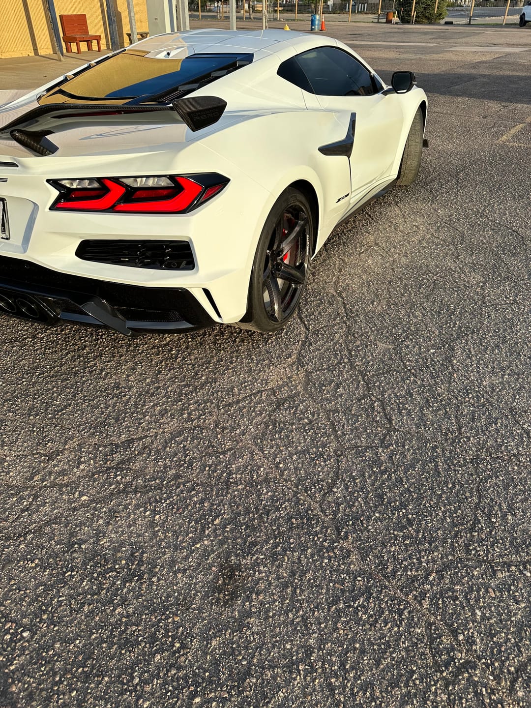 Customer photo review of Chevrolet Corvette C8 XL Extended Front & Rear Splash Guard