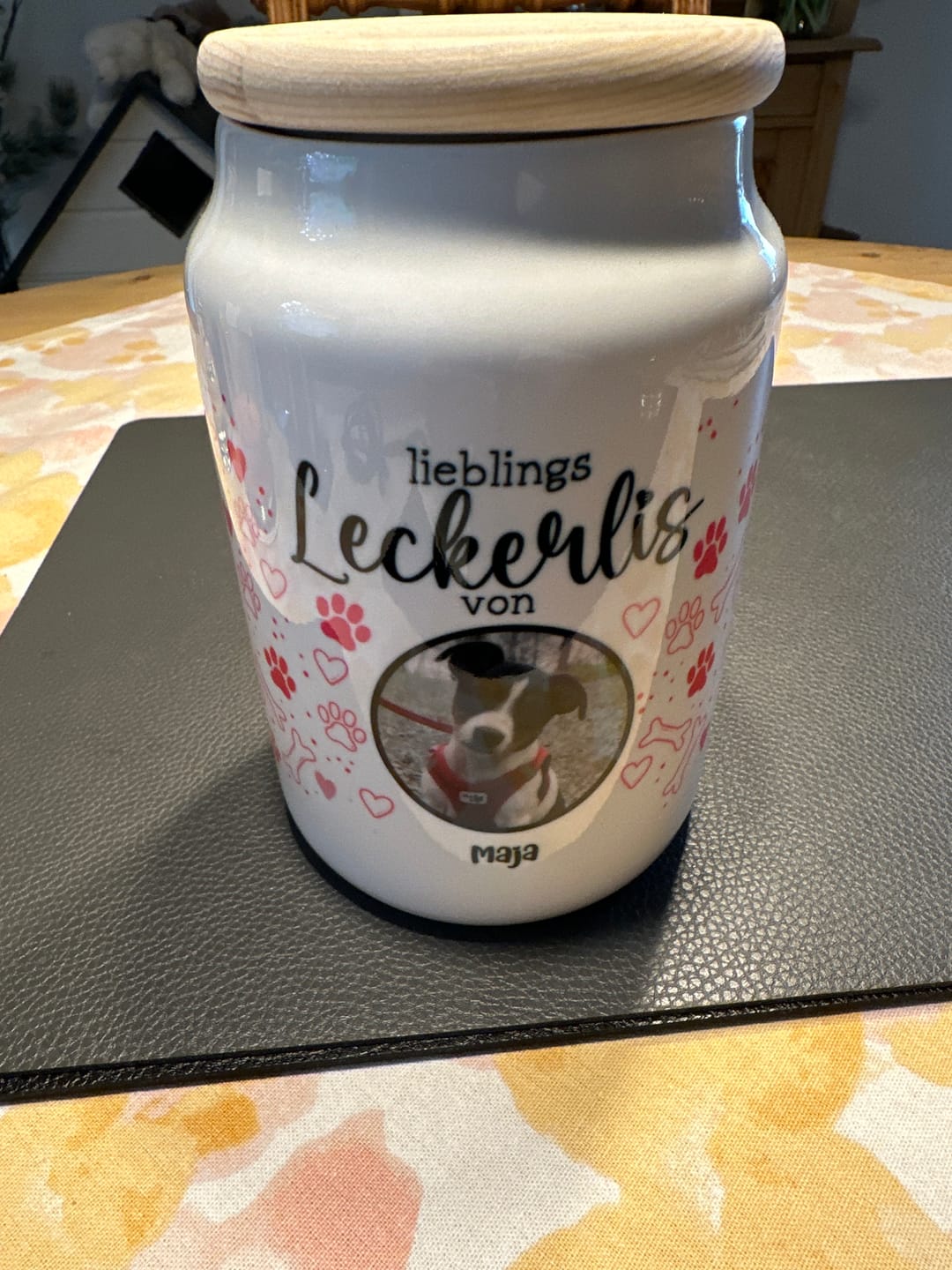 Customer photo review of Lieblings Leckerli - Individuelle Leckerlidose