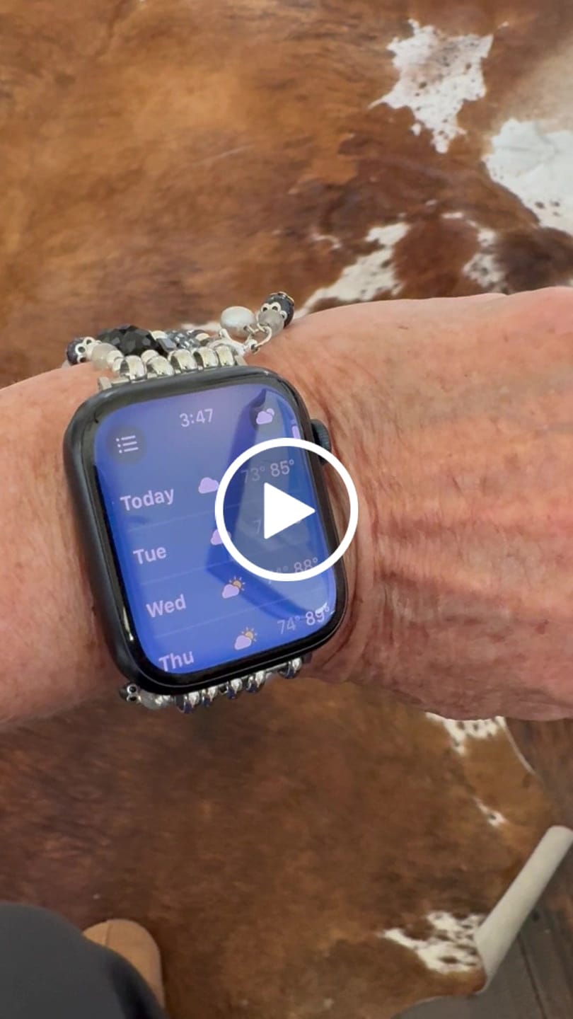 Customer video review of Ethereal Frost Stretch Apple Watch Strap