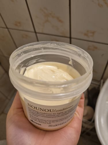 Customer photo review of Acondicionador Essential Nounou Davines