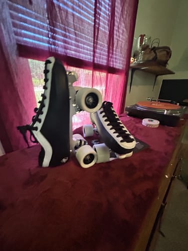 Customer photo review of Racer Roller Skate Tracer Derby Package - New cuff