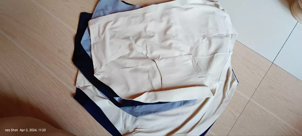 Customer photo review of Best Seller! Women Cotton Seamless Panties Set