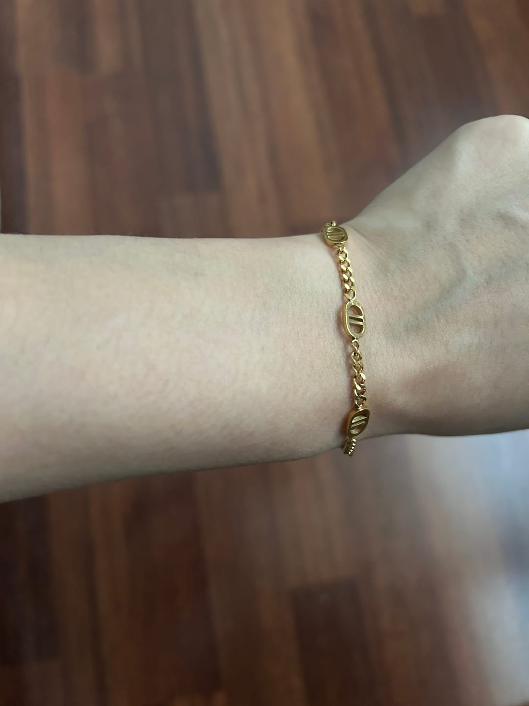 Customer photo review of Five Prestige Armband | 18K vergoldet