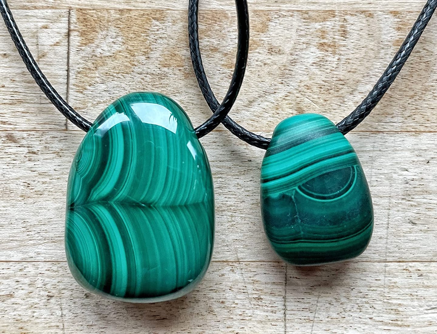 Customer photo review of Malachit Tropfen Anhänger