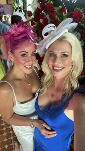 Customer photo review of Blanch Luxury Length