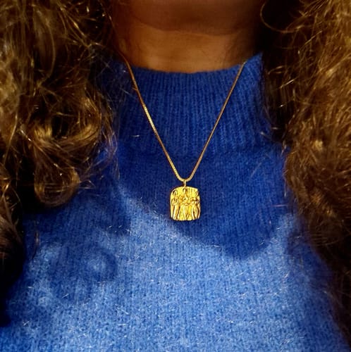 Customer photo review of The Graces Necklace