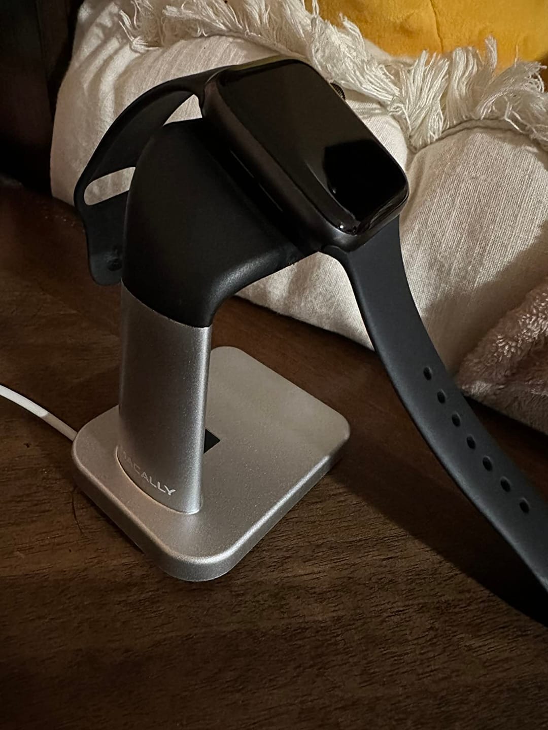 Customer photo review of Apple Watch Charger | All iWatch Series (Black)