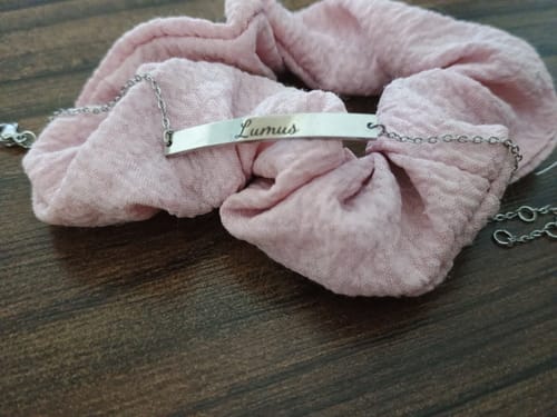 Customer photo review of Pulsera Minimal Personalizada