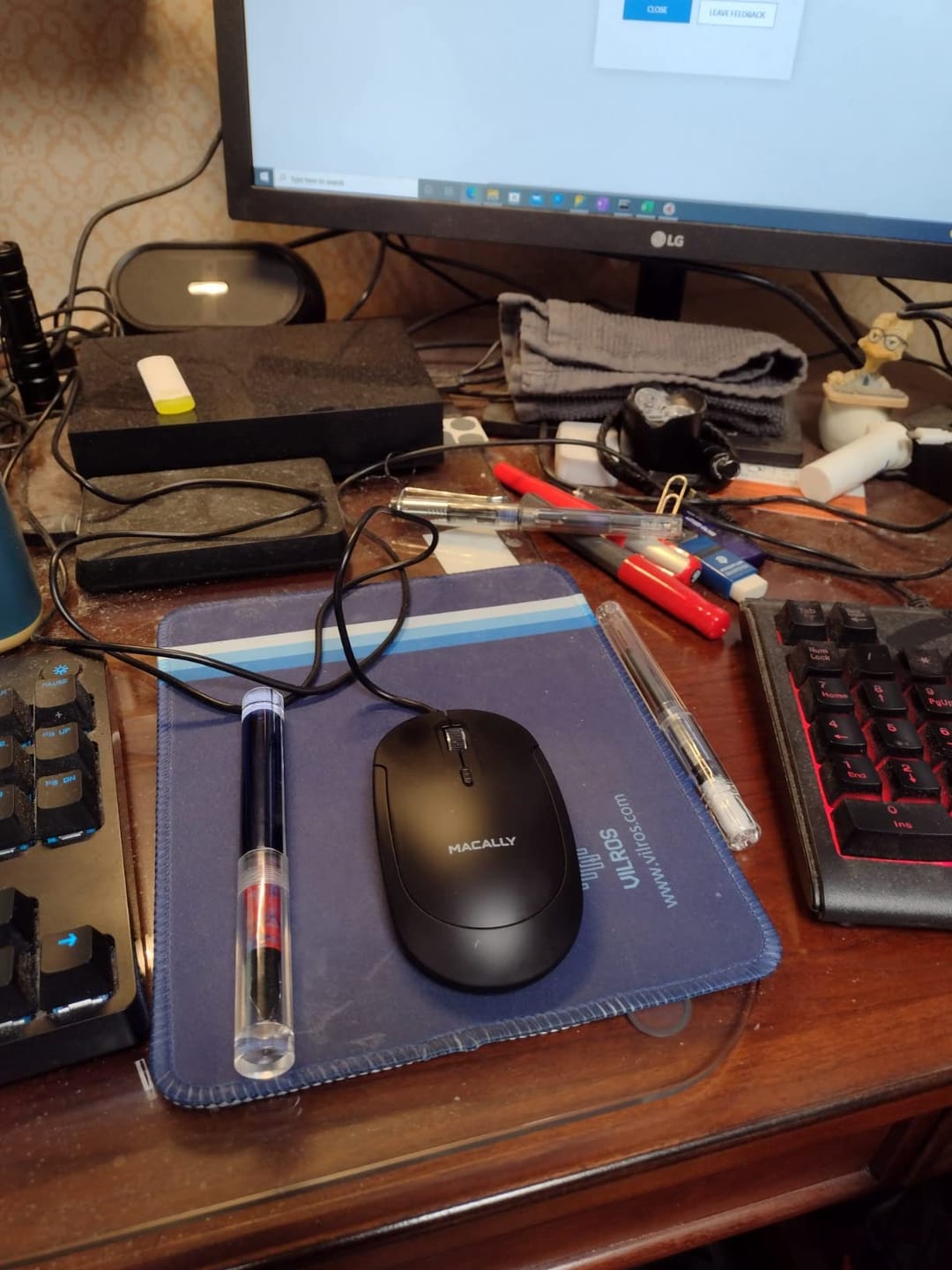 Customer photo review of USB Mouse | Ultra Slim + Quiet Click