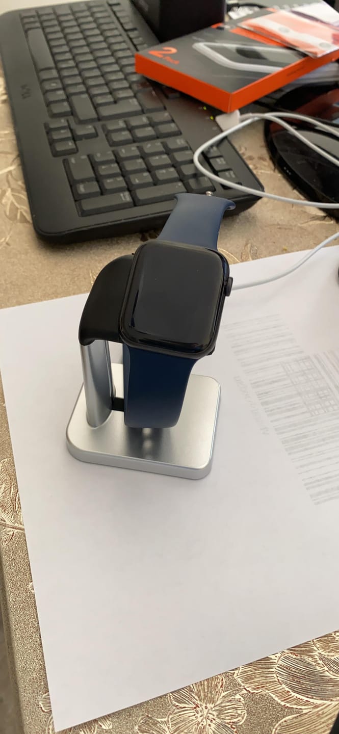 Customer photo review of Apple Watch Charger | All iWatch Series (Black)