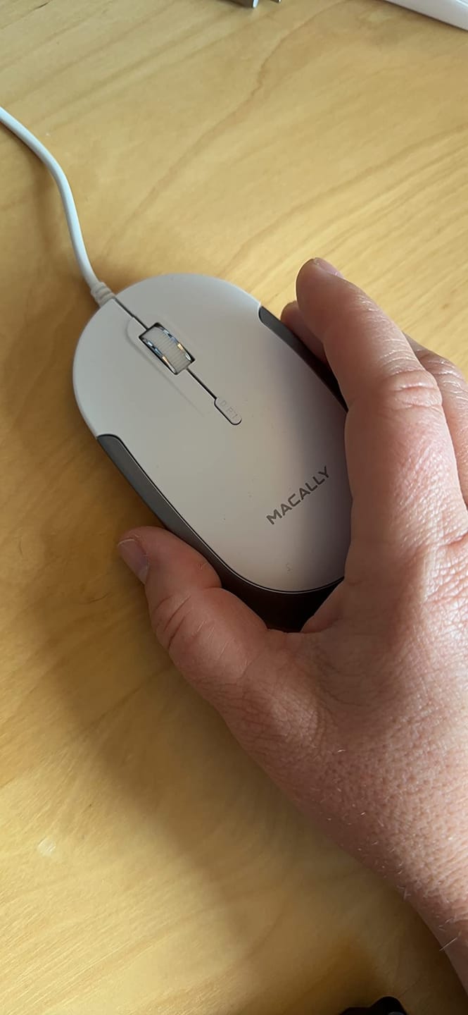 Customer photo review of USB Mouse | Ultra Slim + Quiet Click