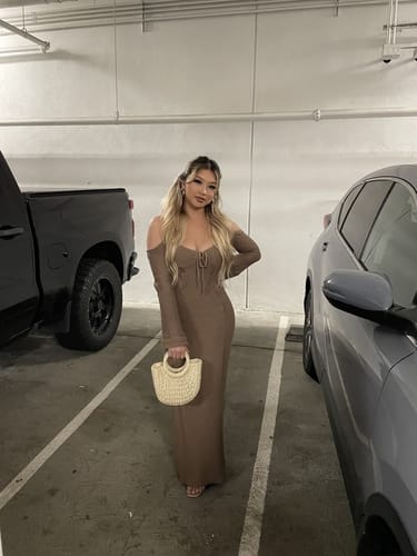 Customer photo review of MALIN | STRIKKET MAXI KJOLE™