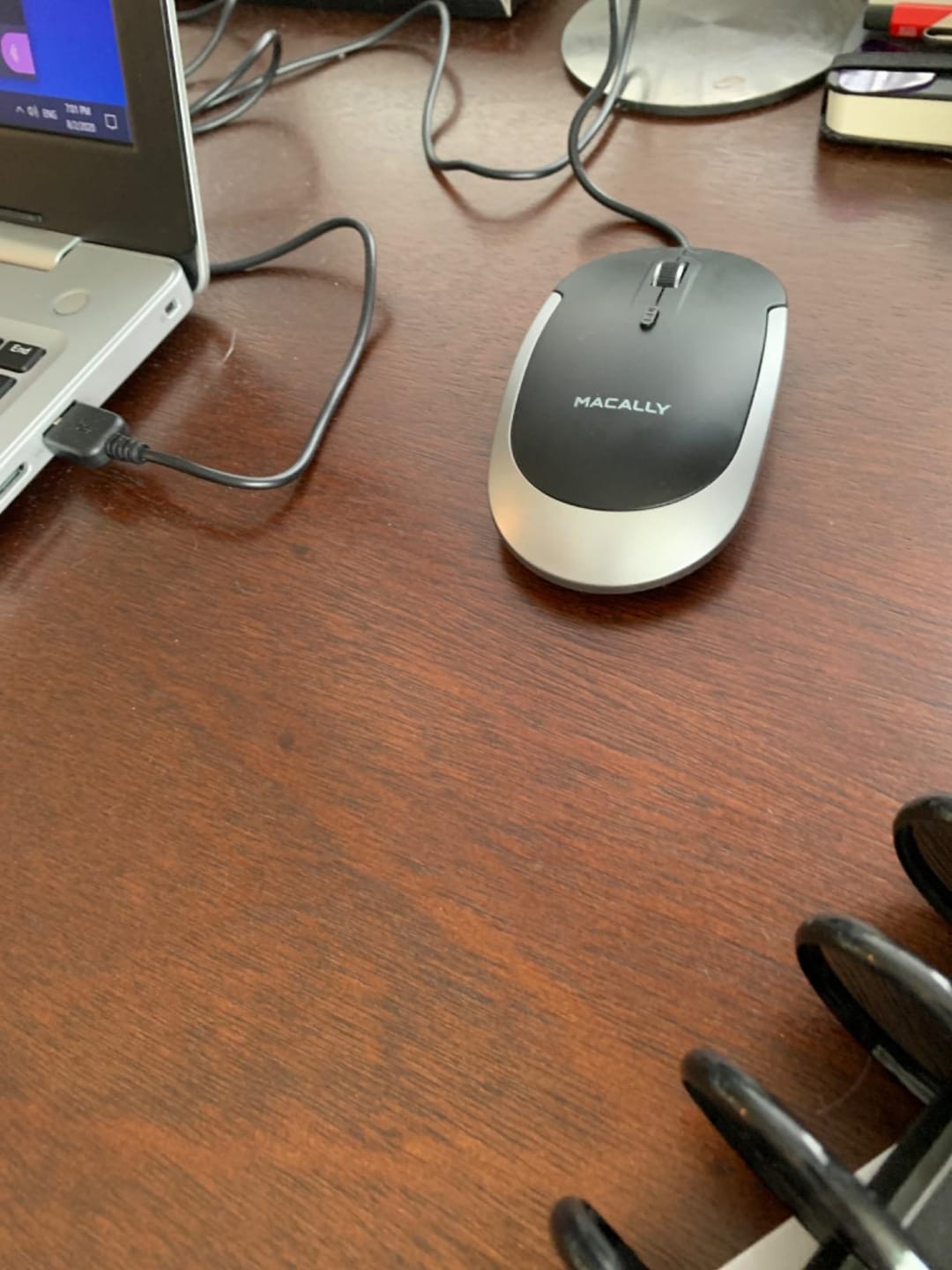 Customer photo review of USB Mouse | Ultra Slim + Quiet Click