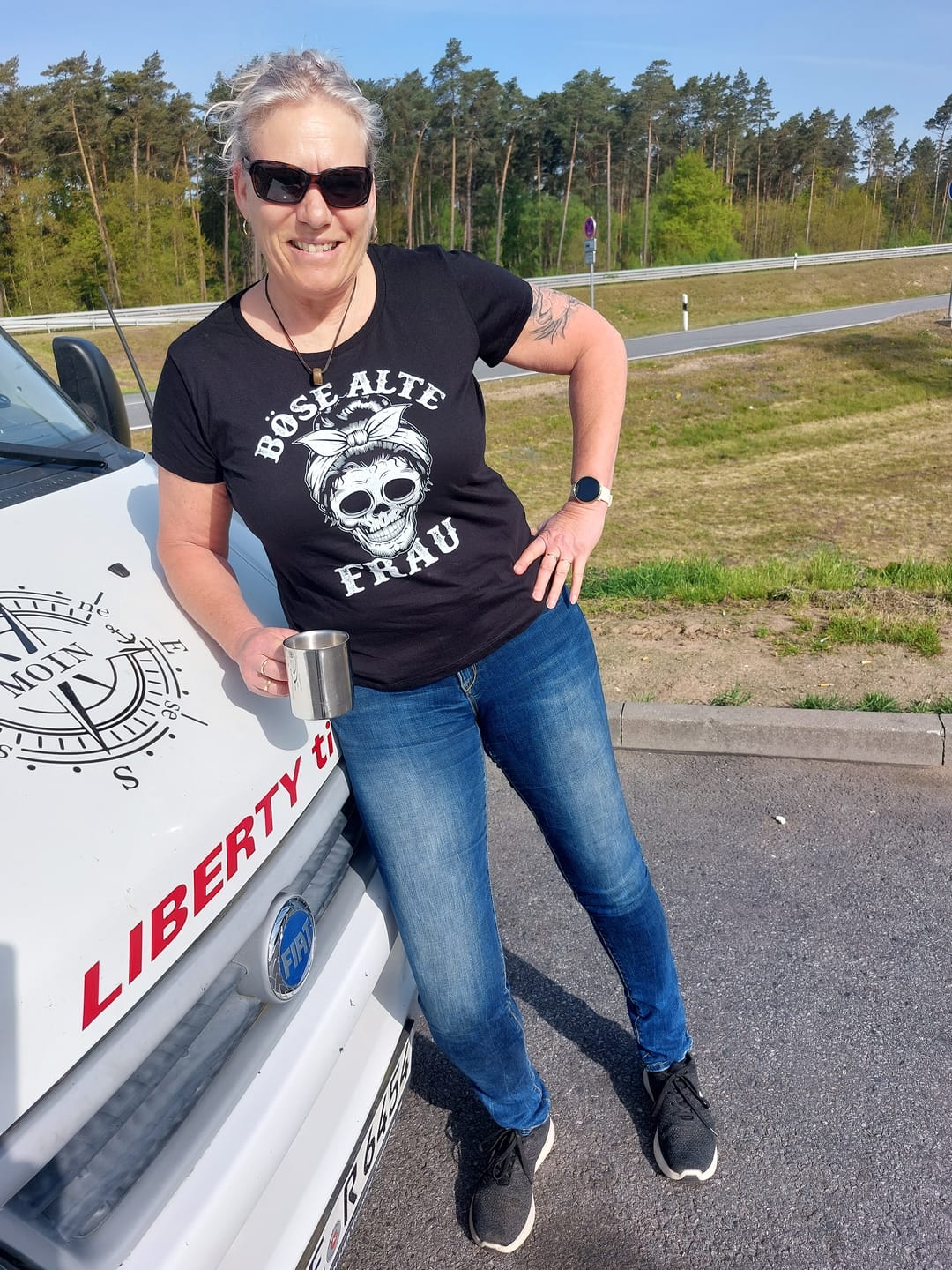 Customer photo review of Böse alte Frau - Damen T-Shirt