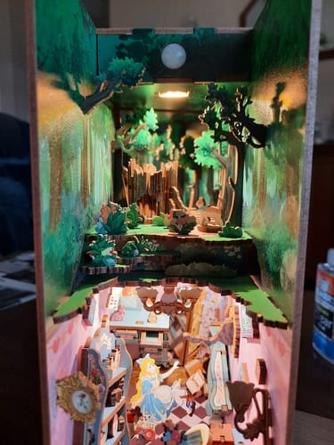 Customer photo review of Alice in Wonderland Wooden Puzzle Book Nook Kit