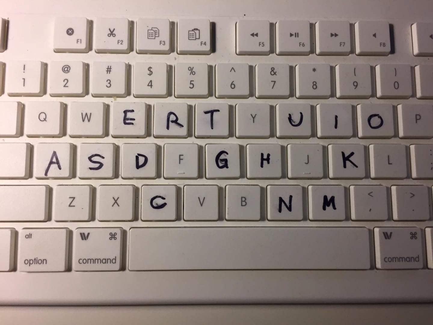 Customer photo review of USB Keyboard | Full-Size + Slim Design