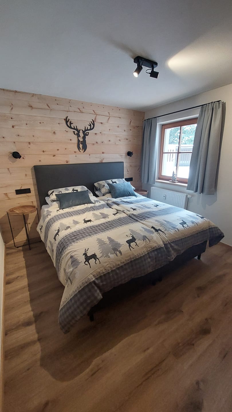 Customer photo review of Wanddecoratie dieren | Hert 2-delig