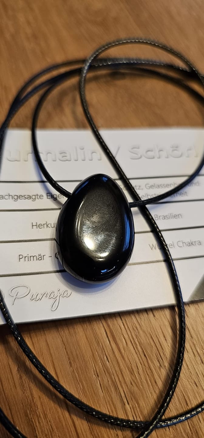 Customer photo review of Malachit Tropfen Anhänger