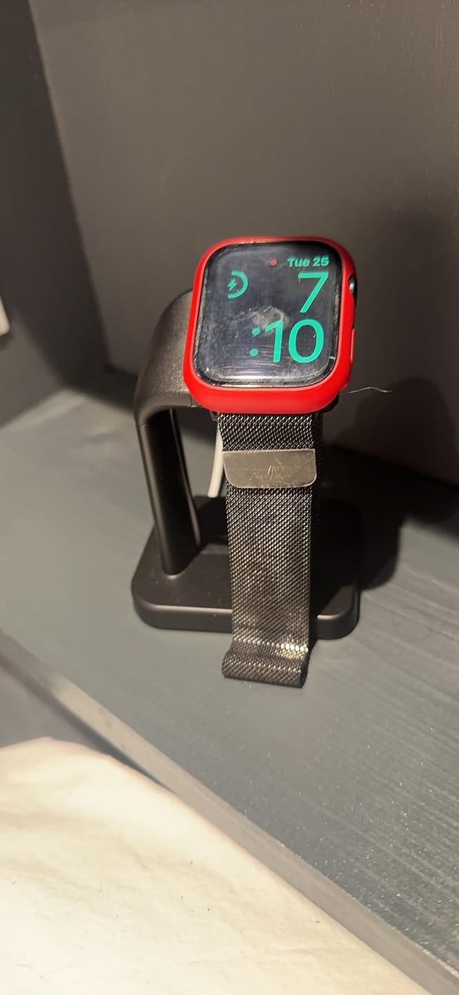 Customer photo review of Apple Watch Charger | All iWatch Series (Black)