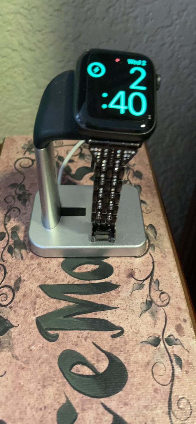 Customer photo review of Apple Watch Charger | All iWatch Series (Black)