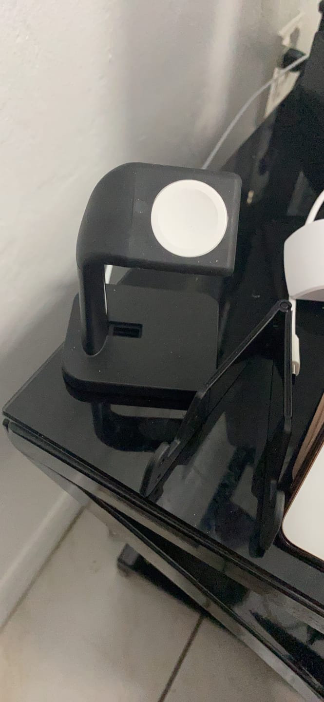 Customer photo review of Apple Watch Charger | All iWatch Series (Black)