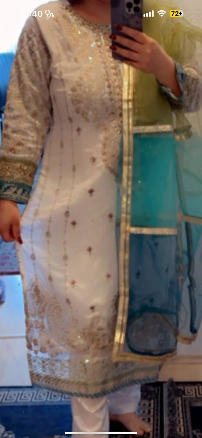 Customer photo review of Eid Party Wear Designer Pakistani Outfit Salwar Kameez Dupatta Dress