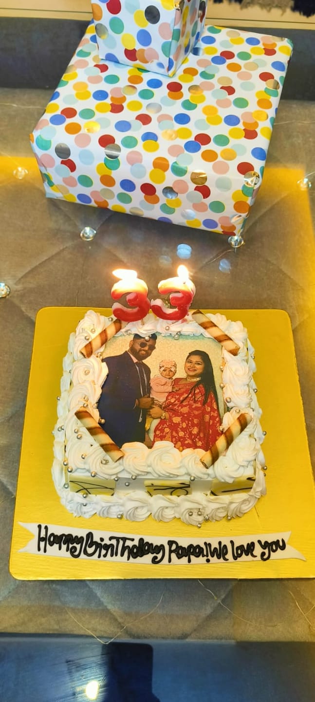 Customer photo review of Customized Photo Cake