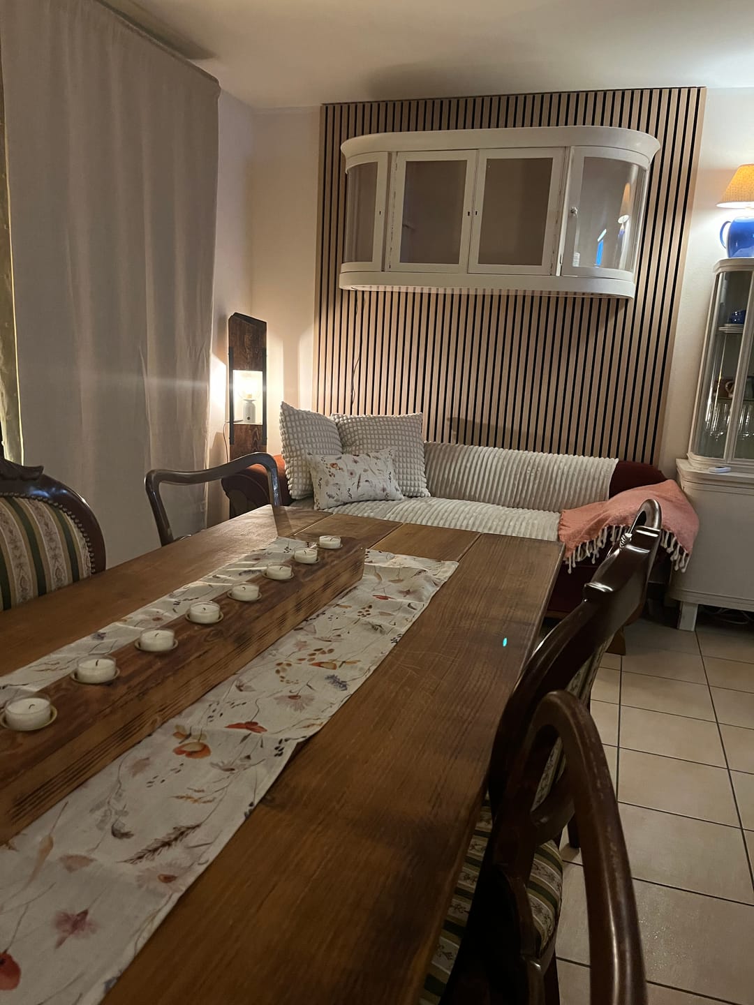 Customer photo review of Akustikpaneele Endleiste Natürliche Eiche - 240 cm - Abschlussleiste