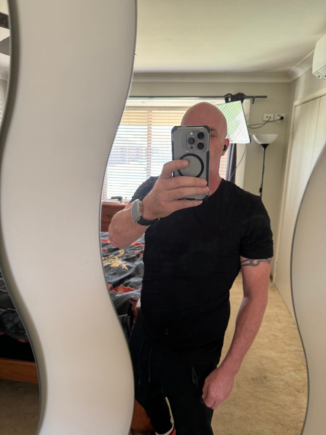 Customer photo review of Essential Bamboo T-Shirt - Midnight Black