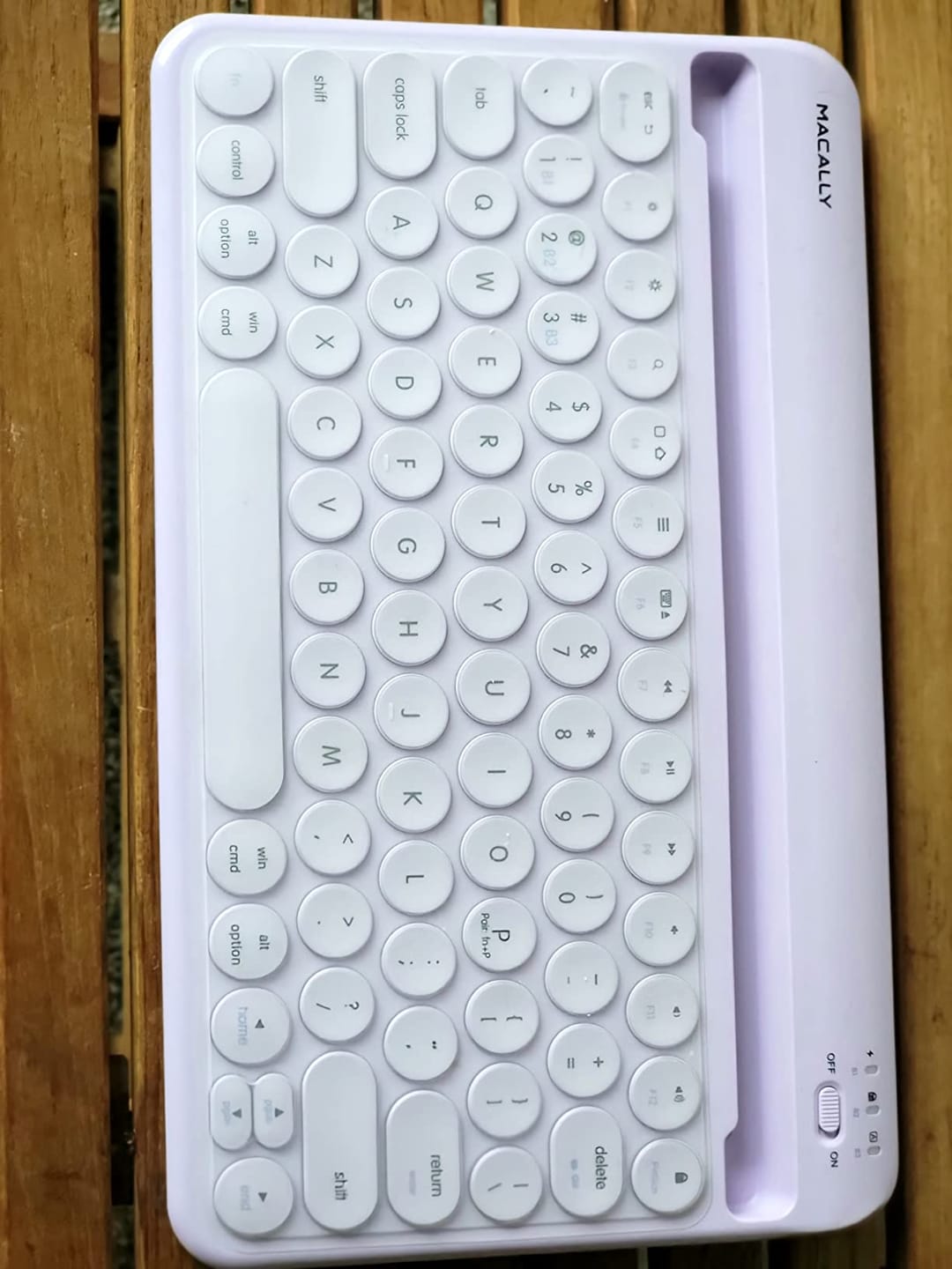 Customer photo review of iPad Keyboard Bluetooth | & Mac, iPhone
