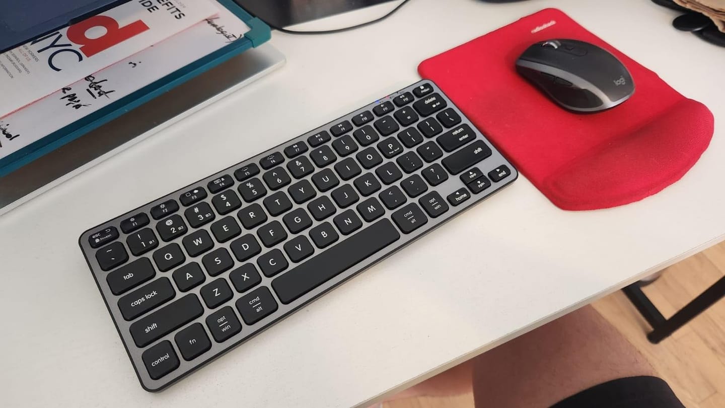 Customer photo review of Backlit Keyboard Wireless | Slim 78 Key