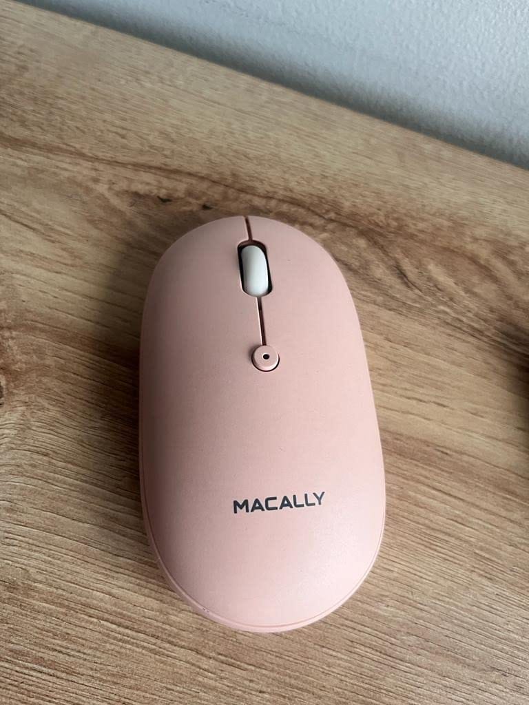 Customer photo review of Bluetooth Mouse | Quiet & Rechargeable
