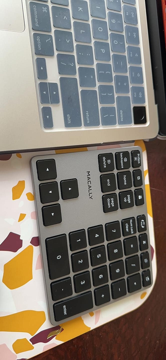 Customer photo review of Bluetooth Number Pad | 10 Key + Arrows