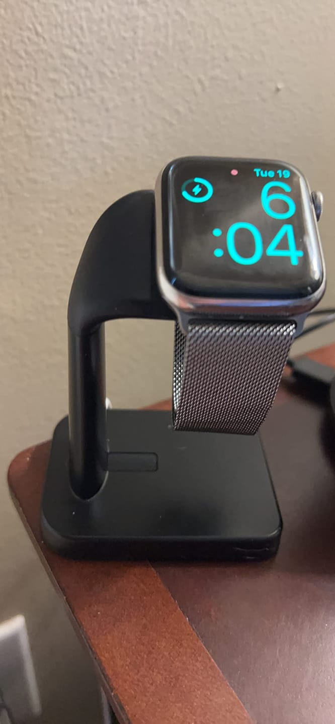 Customer photo review of Apple Watch Charger | All iWatch Series (Black)