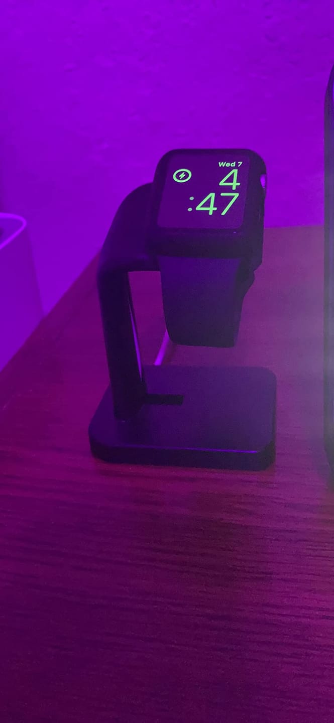 Customer photo review of Apple Watch Charger | All iWatch Series (Black)
