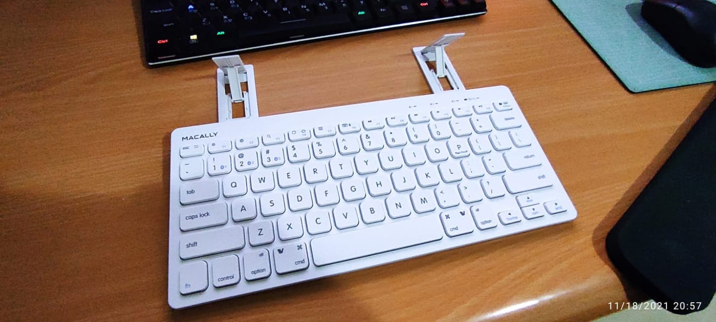 Customer photo review of Bluetooth Keyboard for Mac
