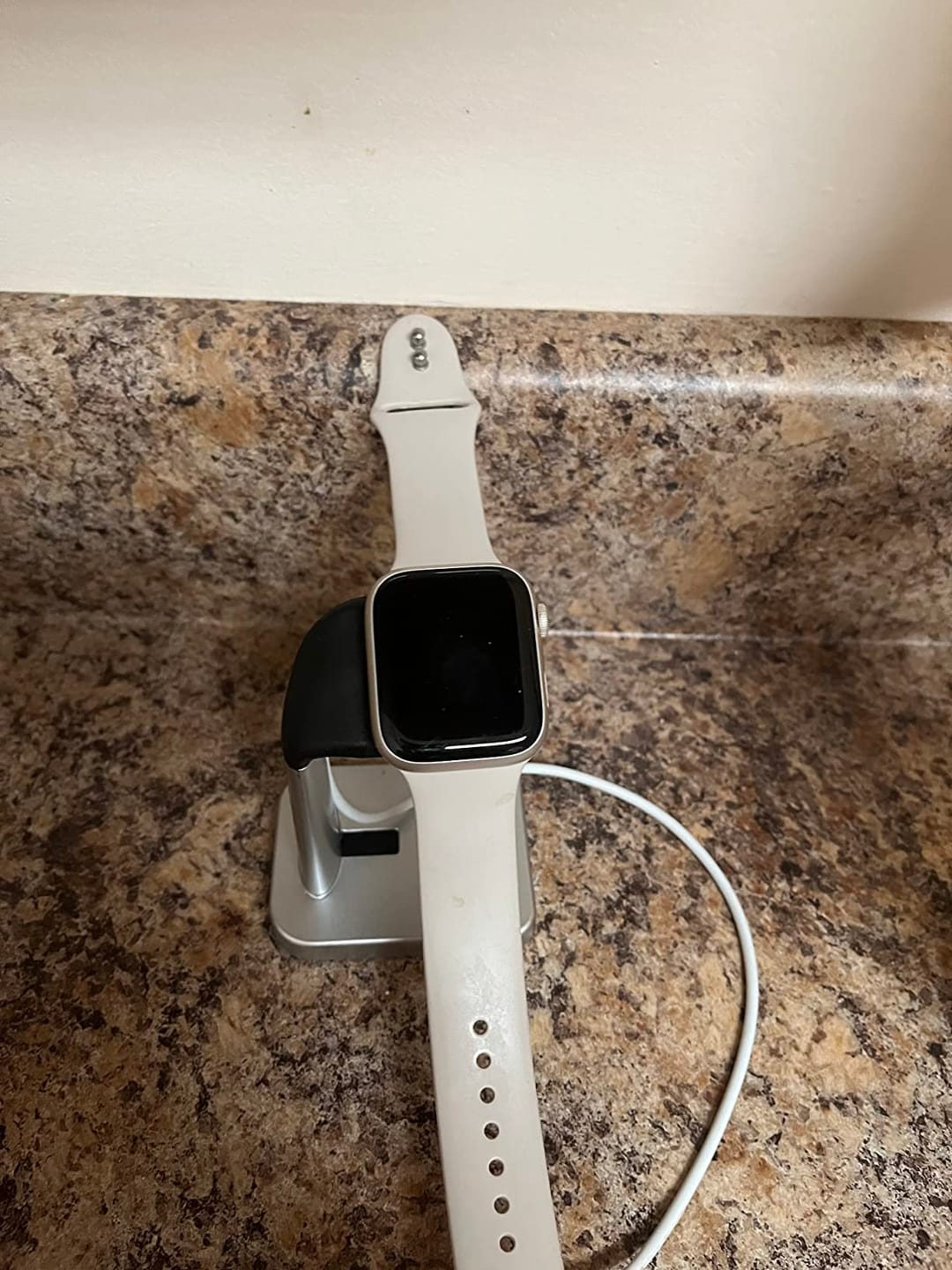 Customer photo review of Apple Watch Charger | All iWatch Series (Black)