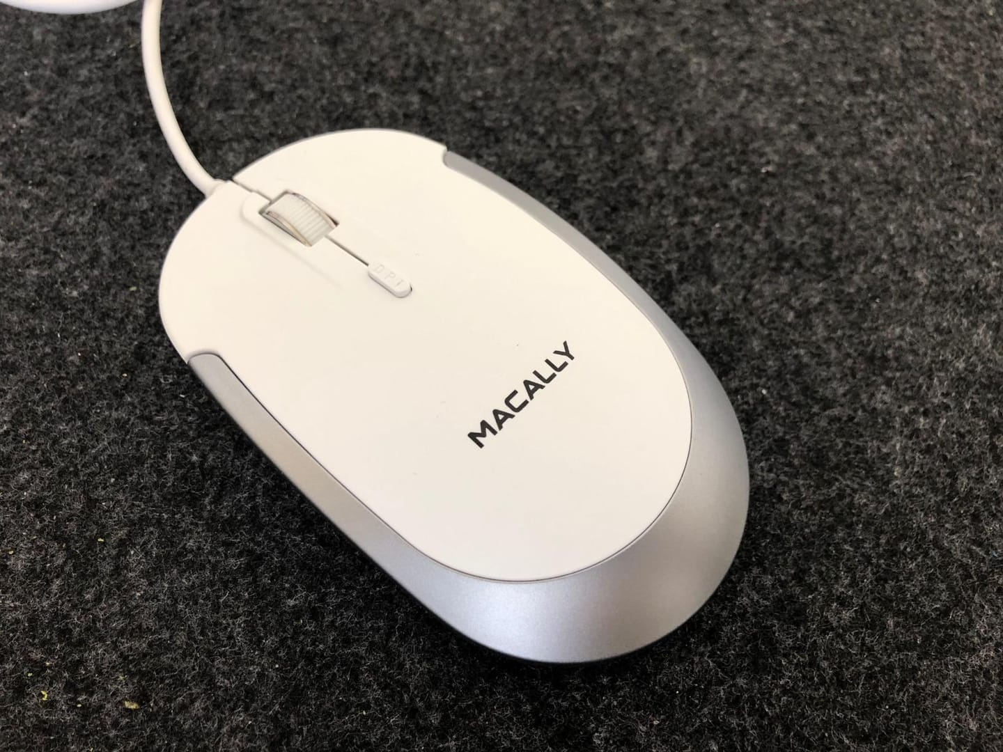 Customer photo review of USB Mouse | Ultra Slim + Quiet Click