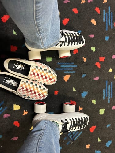 Customer photo review of Racer Roller Skate Tracer Derby Package