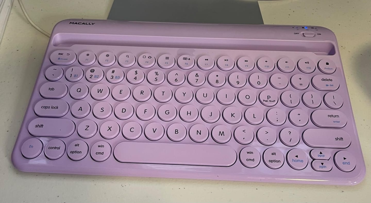 Customer photo review of iPad Keyboard Bluetooth | & Mac, iPhone