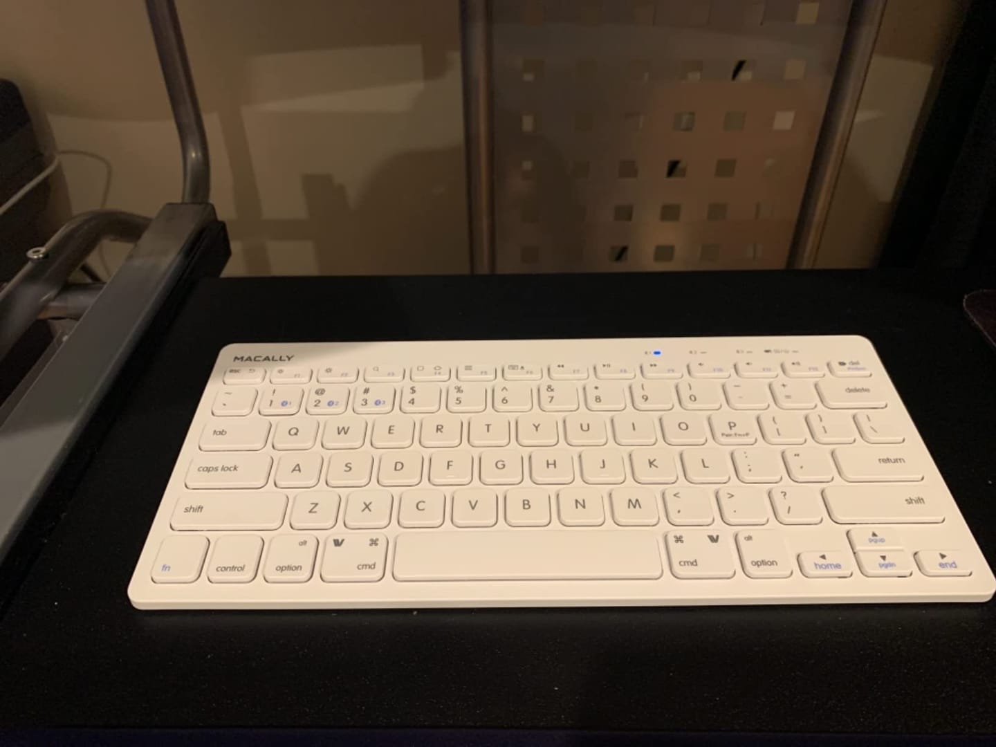 Customer photo review of Bluetooth Keyboard for Mac