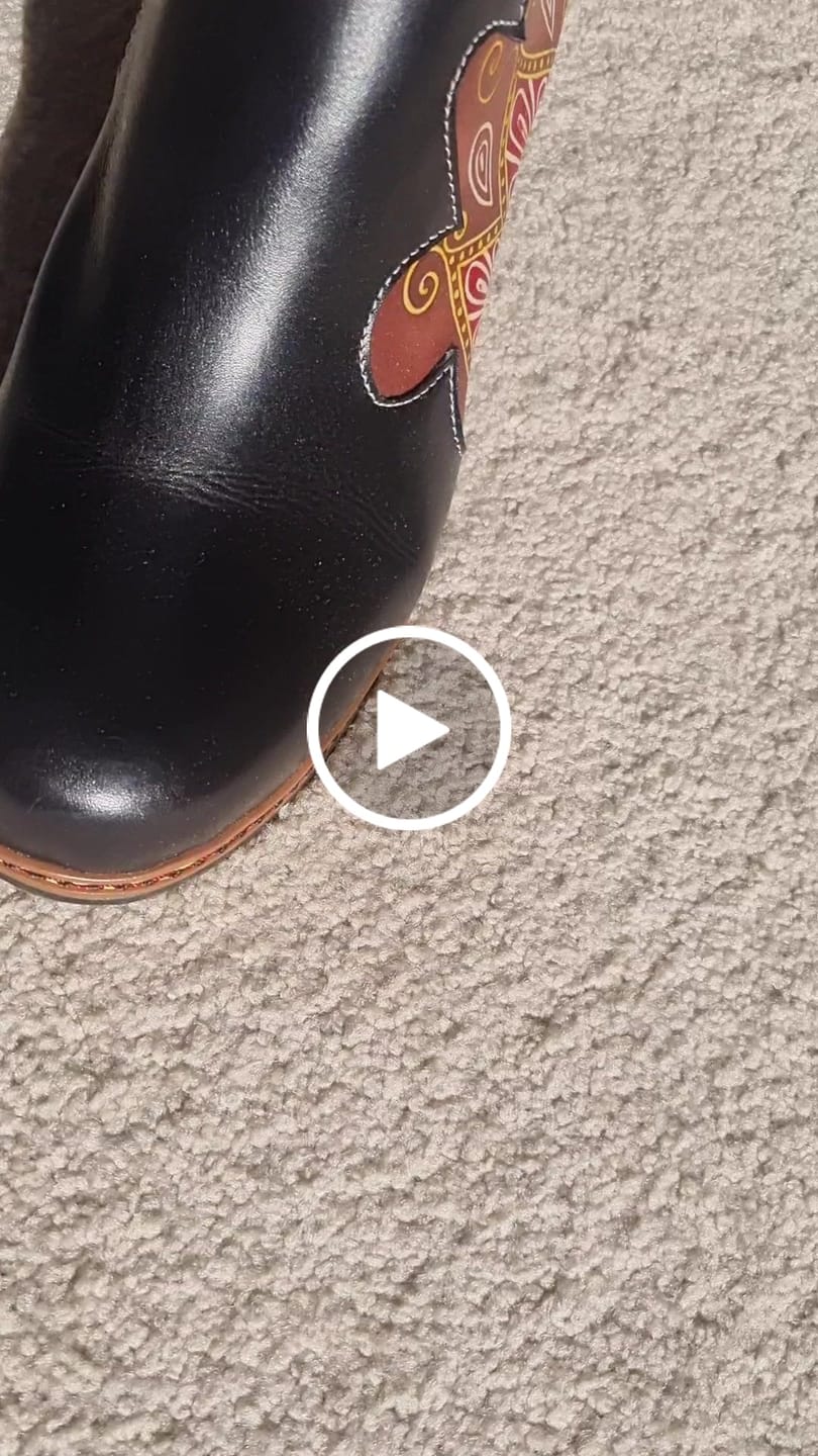 Customer video review of Retro Pattern Leather Zipper Pumps