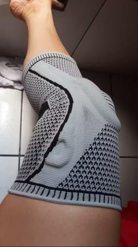 Customer photo review of UltraProtection™ Knee Brace