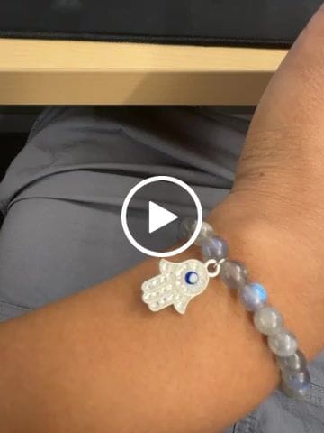 Customer video review of Labradorite Bracelet